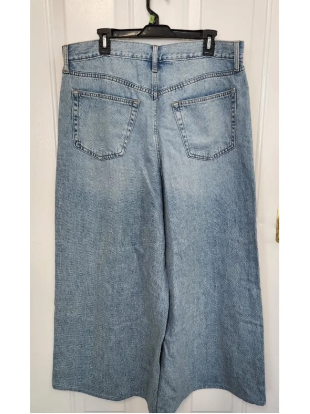 Universal Thread Light Wash Blue Palazzo Jeans Size 16 - Picture 6 of 7